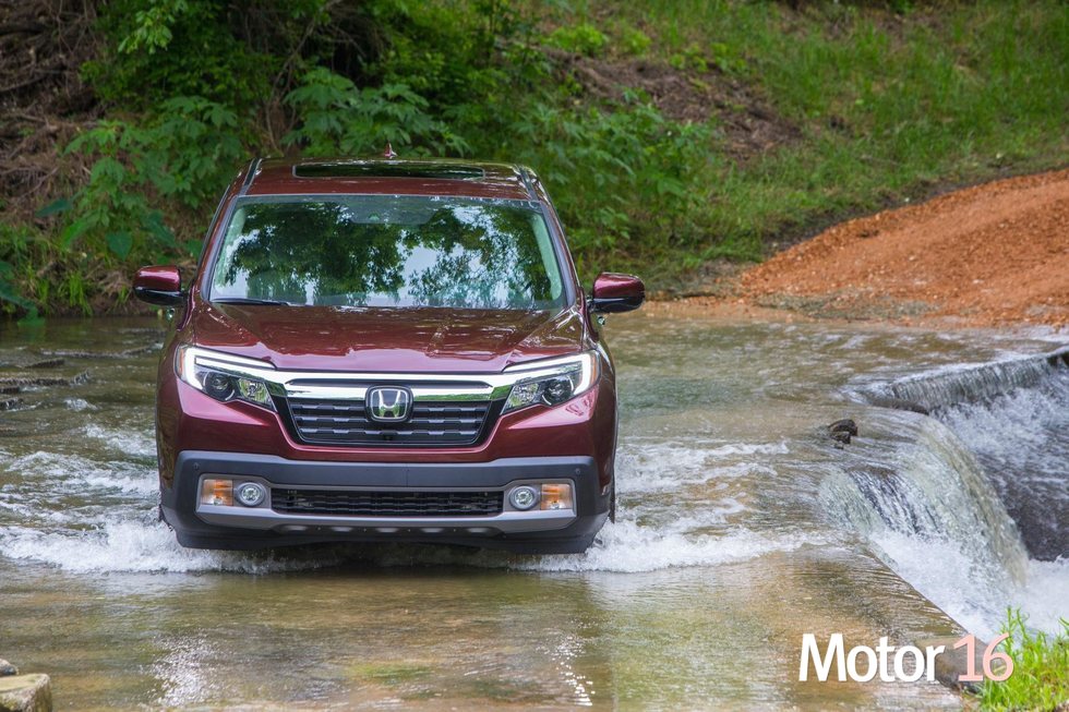 Honda Ridgeline 2020. Imágenes Off-road - Motor16