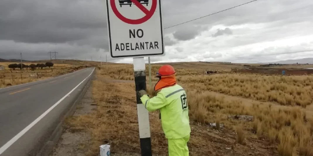 Otras reglas de tráfico: señal de prohibido adelantar