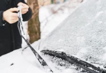 Corre que vuela: LIDL tiene el accesorio infalible para combatir el hielo del cristal de tu coche por 3 euros