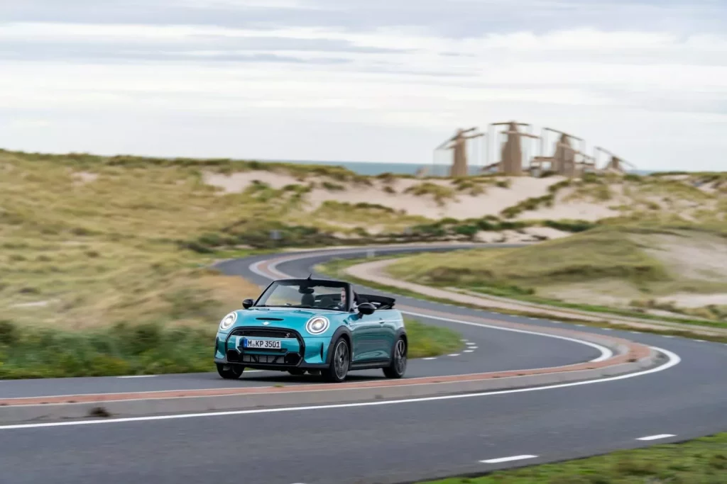 2022 MINI Cooper S Convertible Seaside Edition 7 Motor16