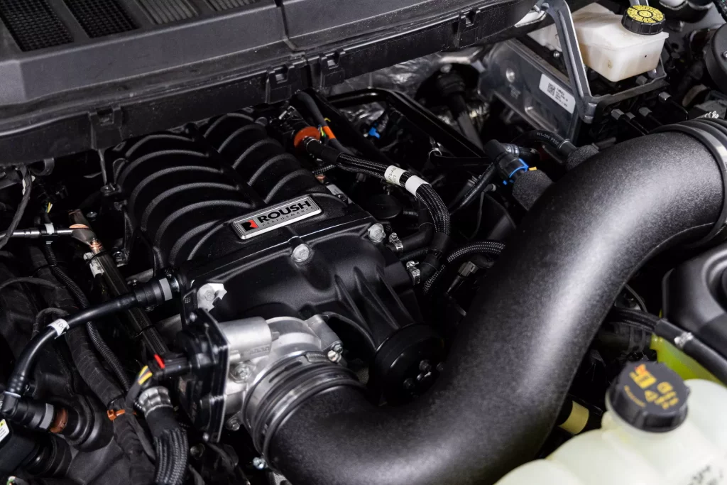 2023 Roush Ford F 150 v8 4 Motor16