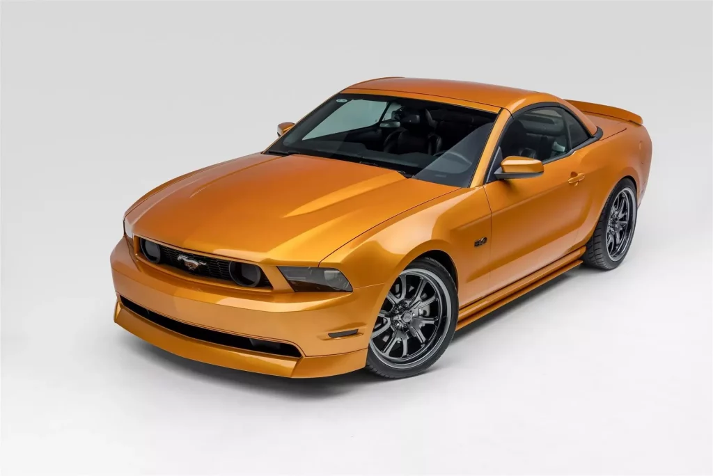 2011 Ford Mustang Hardtop 6 Motor16