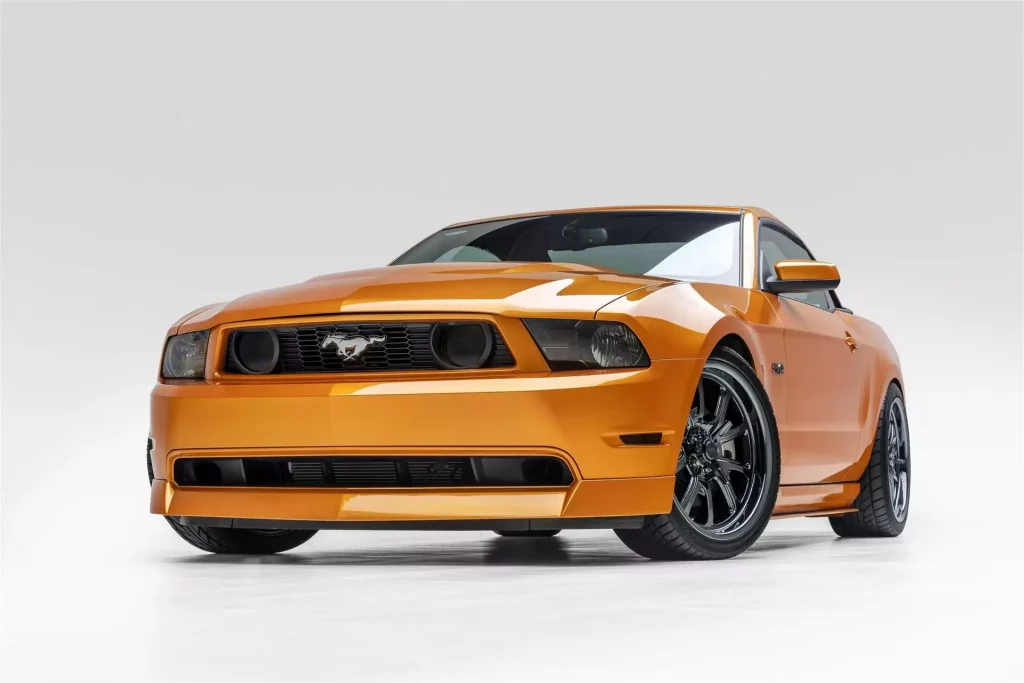 2011 Ford Mustang Hardtop 7 Motor16