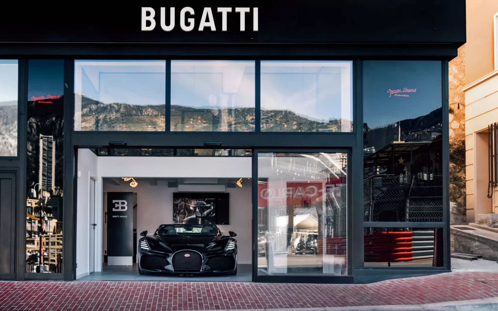 2023 Bugatti concesionario Mónaco. Imagen fachada.