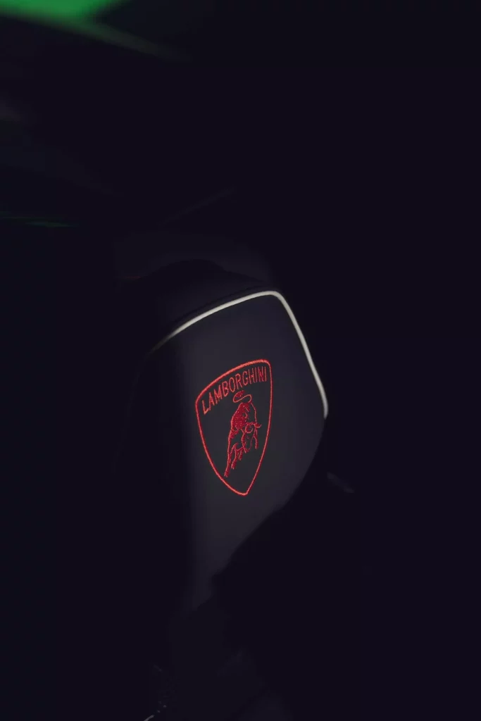 2023 Lamborghini Huracan 60th Anniversary 13 Motor16