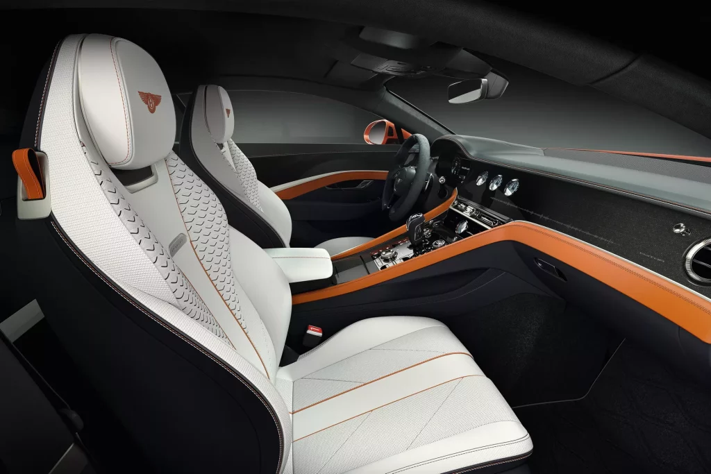 2023 Bentley Batur Mulliner. Imagen interior.