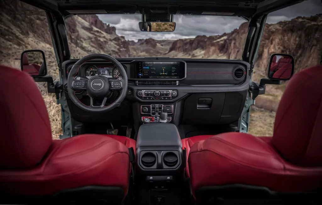 2023 Jeep Wrangler EE.UU. Imagen interior.