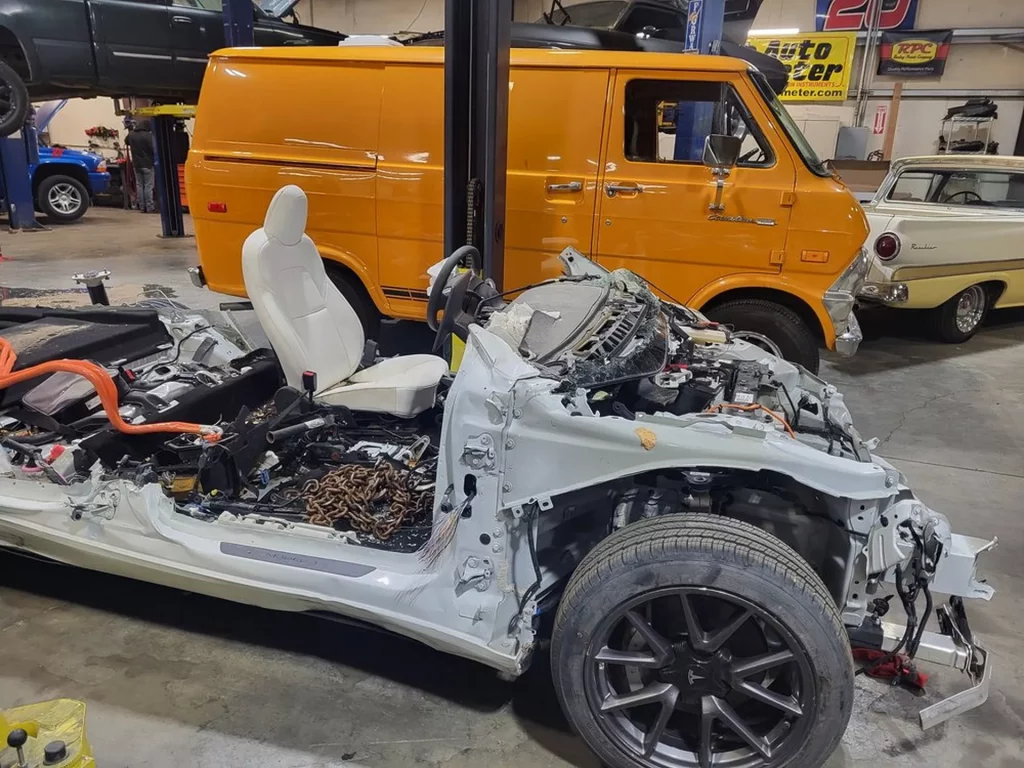 2023 Tesla swapped Ford E 100 Van 15 Motor16