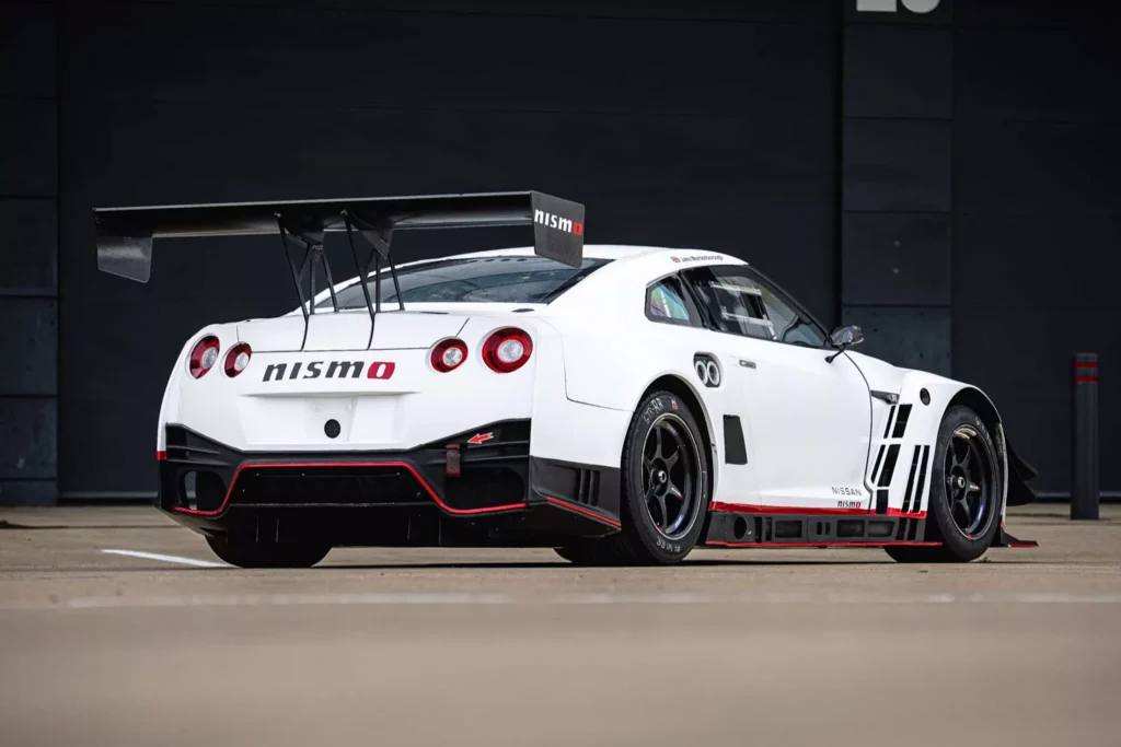 2013 Nissan GT R Nismo GT3 Pelicula 2 Motor16