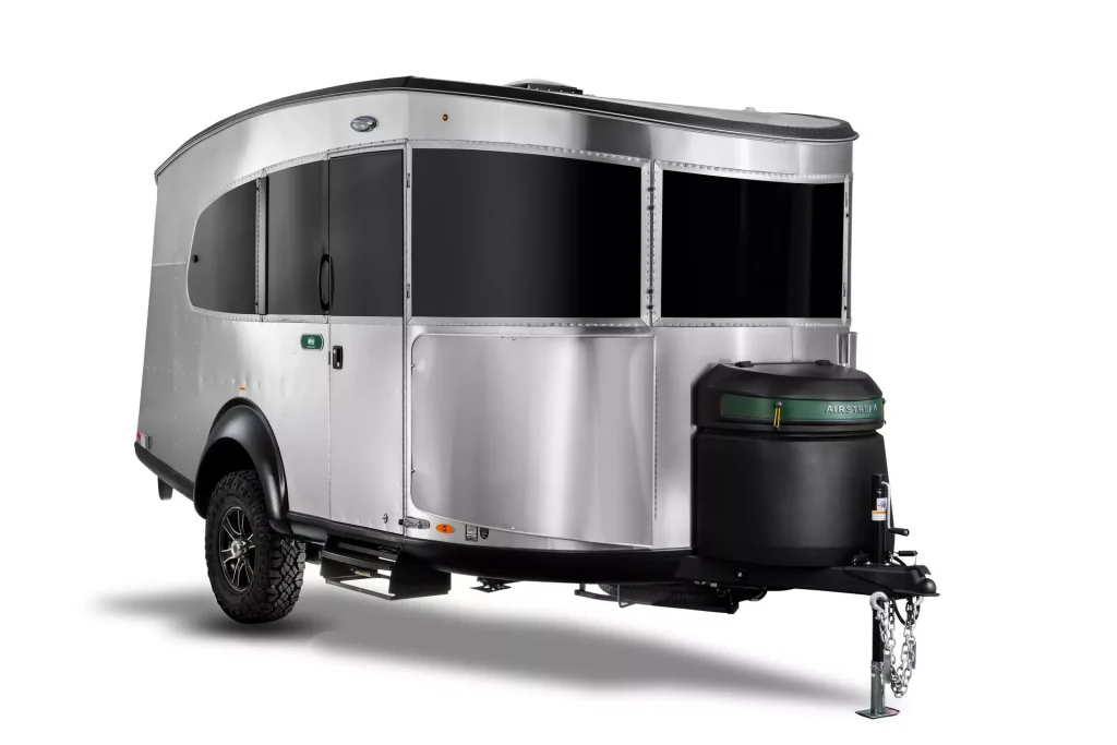 2023 Airstream REI Basecamp 20X Caravana 13 Motor16