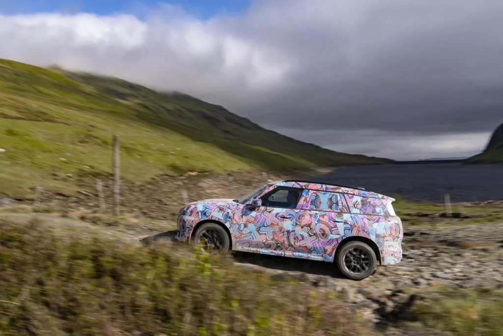 2023 MINI Countryman Teaser Scotish Highlands 26 Motor16