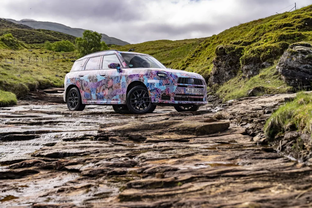 2023 MINI Countryman Teaser Scotish Highlands 49 Motor16