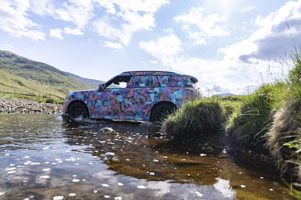 2023 MINI Countryman Teaser Scotish Highlands 58 Motor16