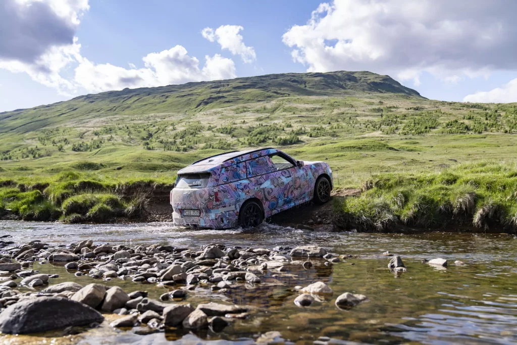 2023 MINI Countryman Teaser Scotish Highlands 61 Motor16