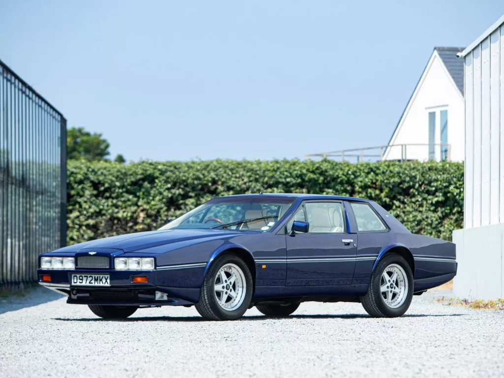 1986 Aston Martin Lagonda Coupé. Imagen estática.