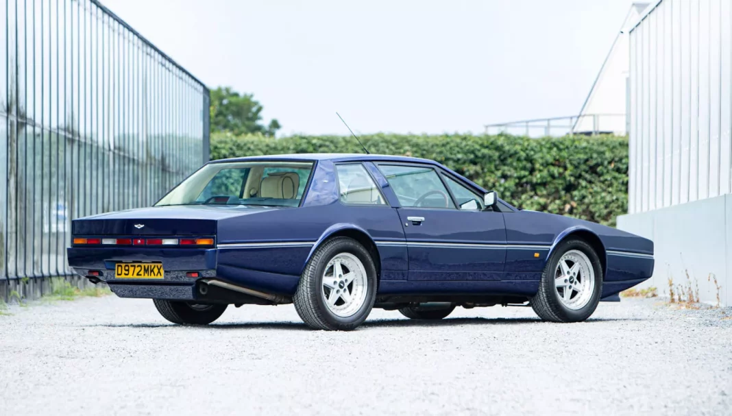 1986 Aston Martin Lagonda Coupé. Imagen portada.