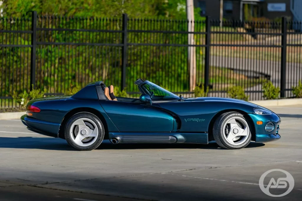 1994 Dodge Viper RT 6 Motor16