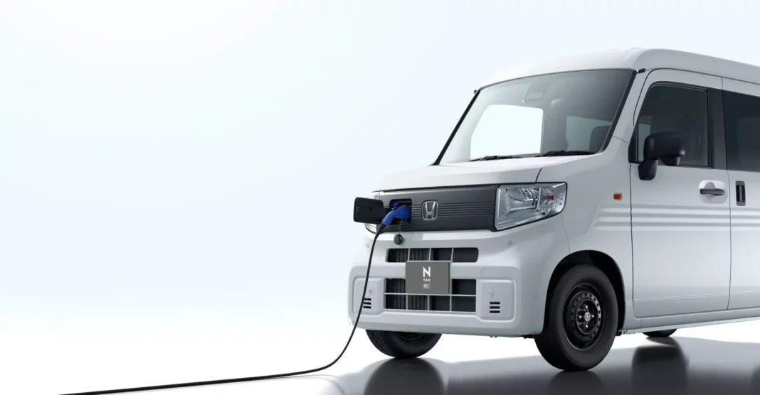 2023 Honda N-Van e: Imagen portada.