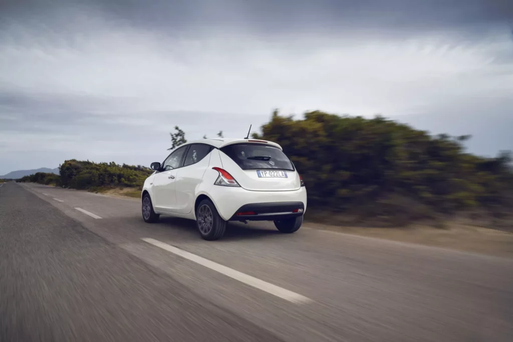 2023 Lancia Ypsilon 3 Motor16