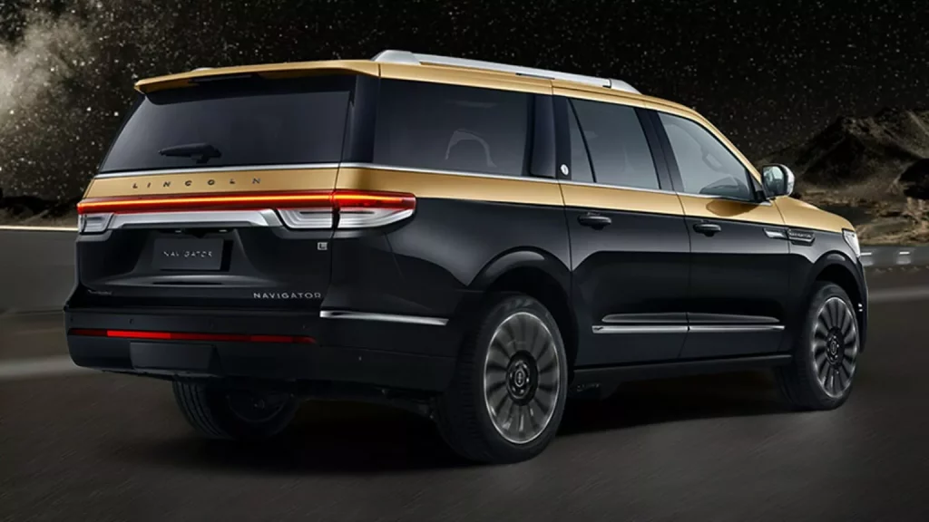 2023 Lincoln Navigator Black Gold Edition. Imagen trasera.