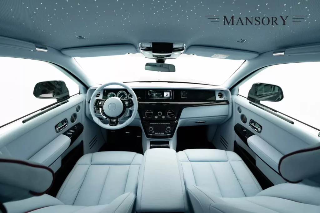 2023 Mansory Rolls-Royce Phantom Pulse Edition. Imagen interior.