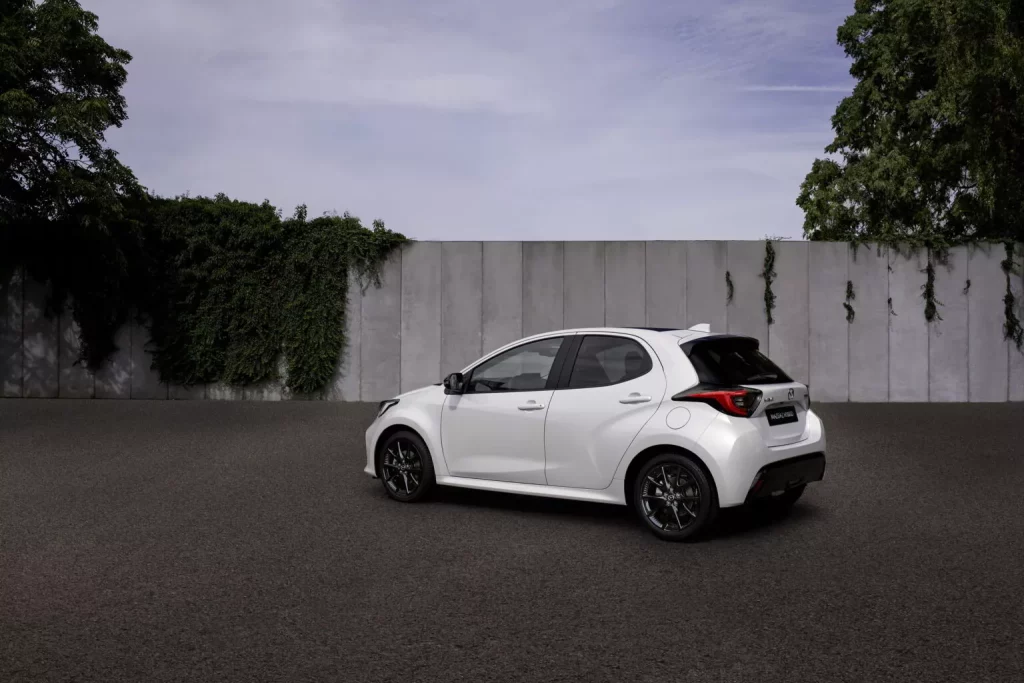 2023 Mazda2 Hybrid 10 Motor16