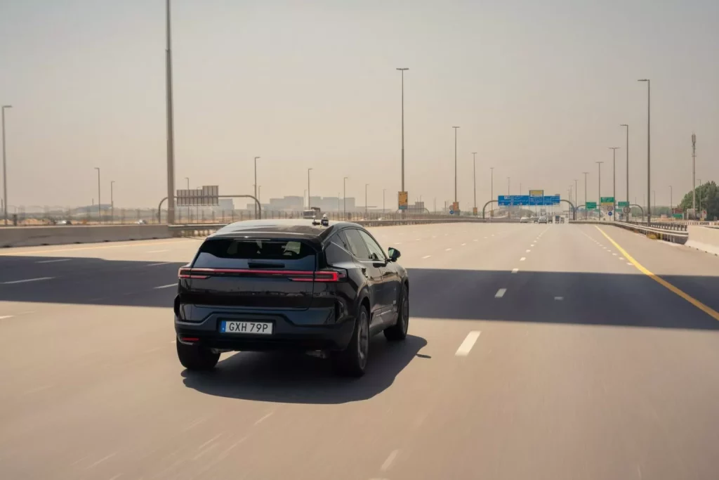 2023 Polestar 3 Test en Dubai. Imagen trasera.