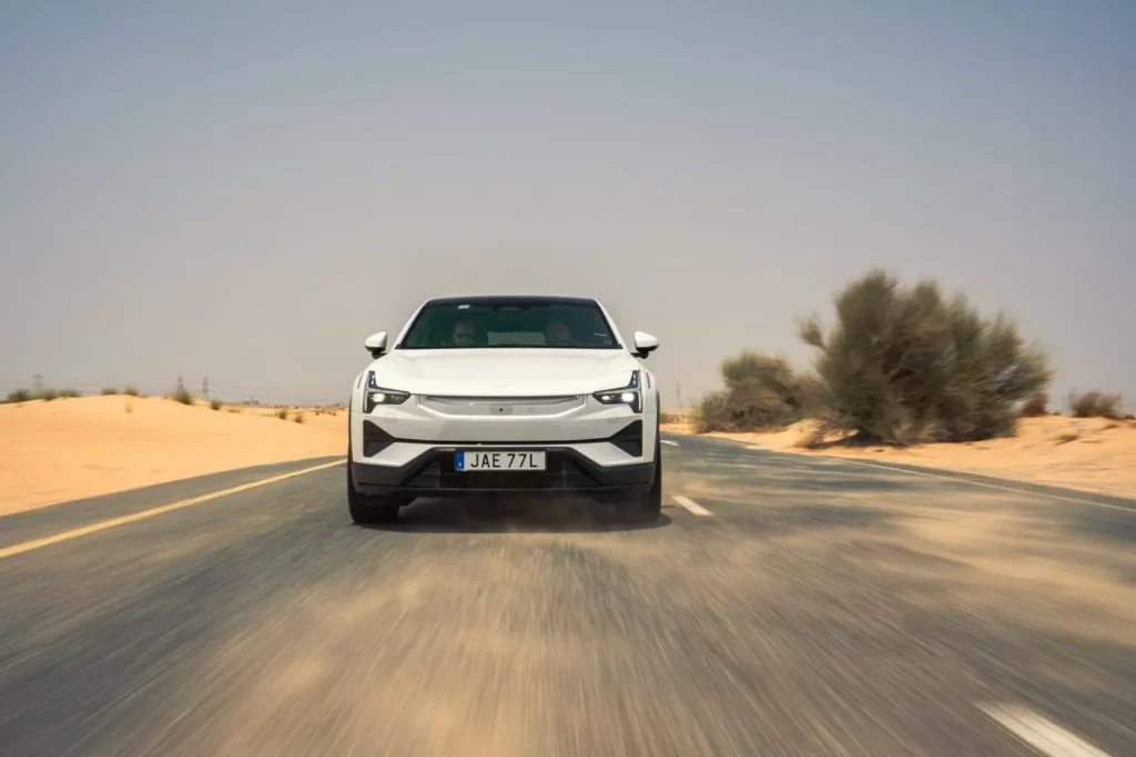 2023 Polestar 3 Test en Dubai. Imagen movimiento.