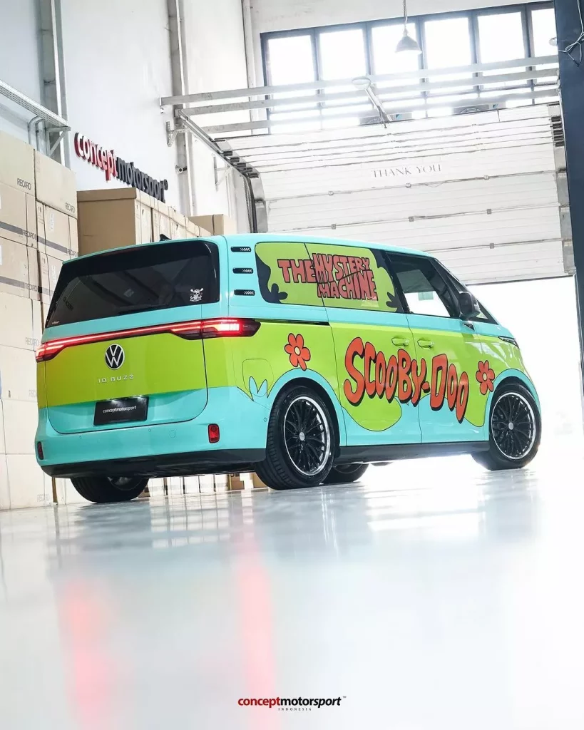 2023 Volkswagen ID.Buzz Scooby Doo 1 Motor16