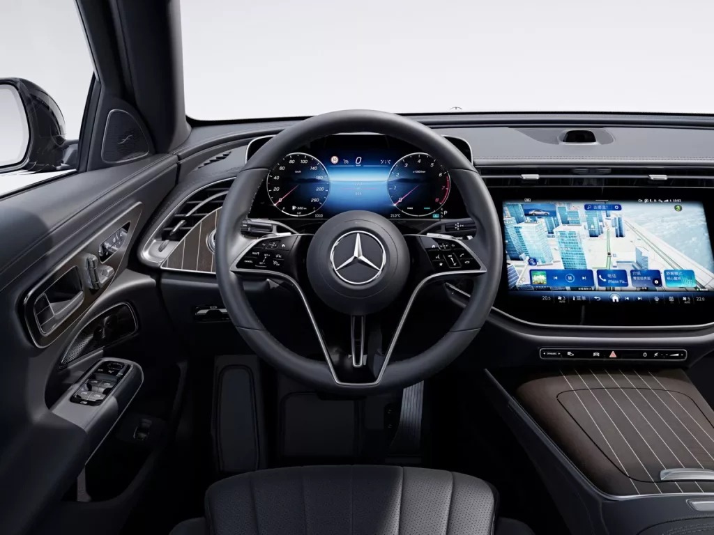 2024 Mercedes Benz Clase E Interior 14 Motor16