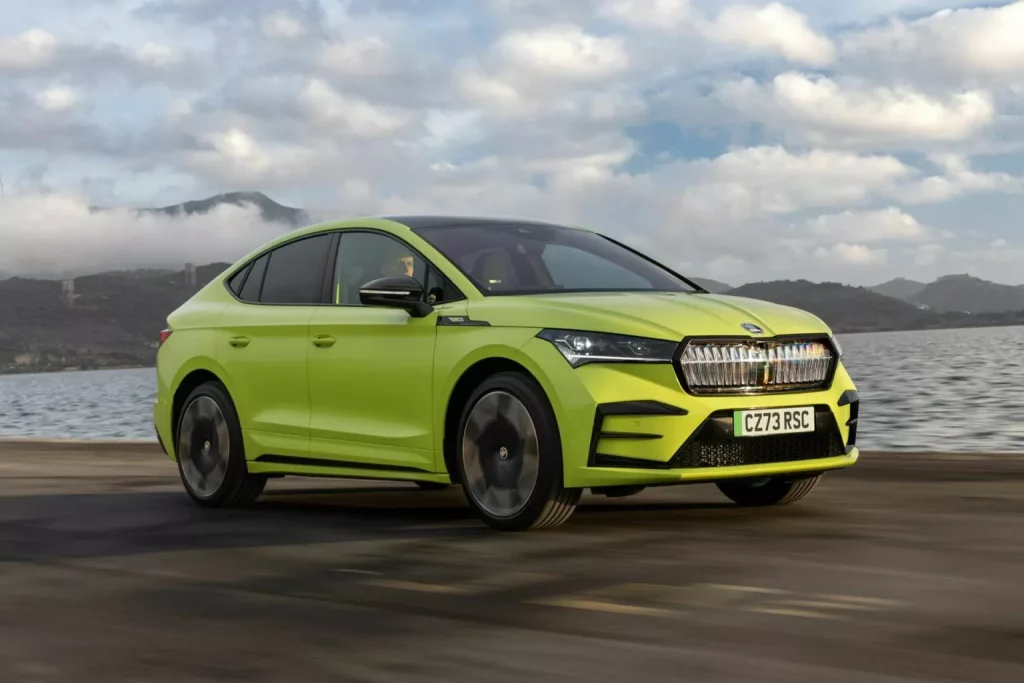 2023 Skoda Enyaq RS. Imagen movimiento.