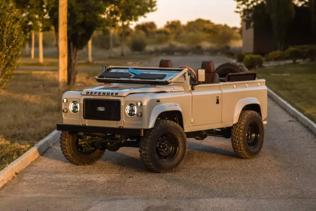 1997 Land Rover Defender Reborn. Imagen estática.