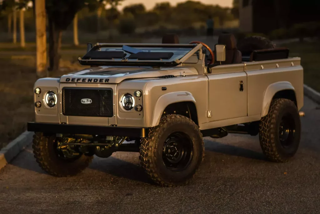 1997 Land Rover Defender Reborn 2 Motor16