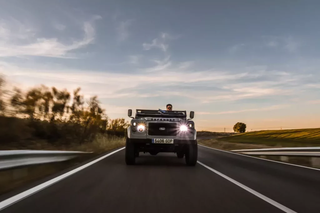 1997 Land Rover Defender Reborn 7 Motor16