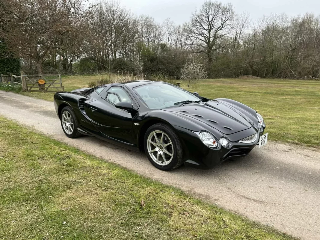 2009 Mitsuoka Orochi Collecting Cars. Imagen portada.