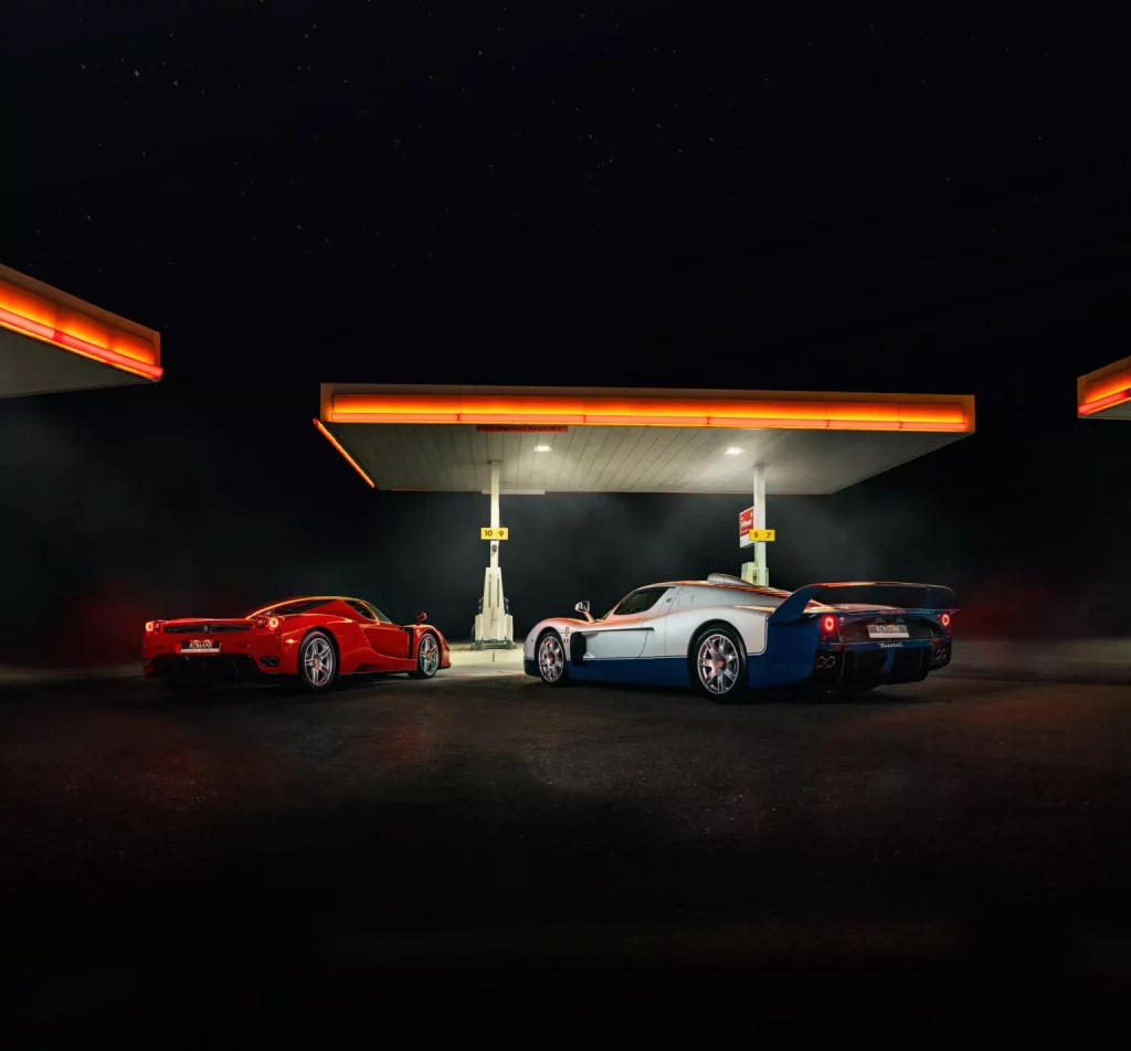 2023 Ferrari Enzo y Maserati MC12 Romans. Imagen duo.