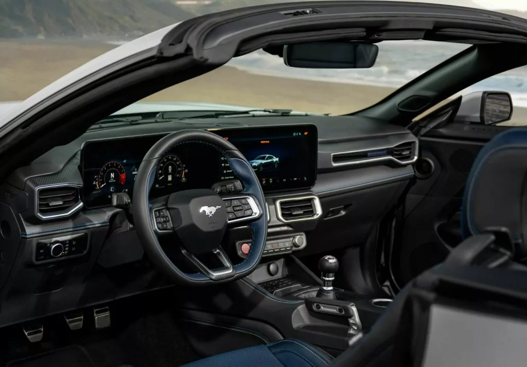 2023 Ford Mustang GT California Special. Imagen interior.