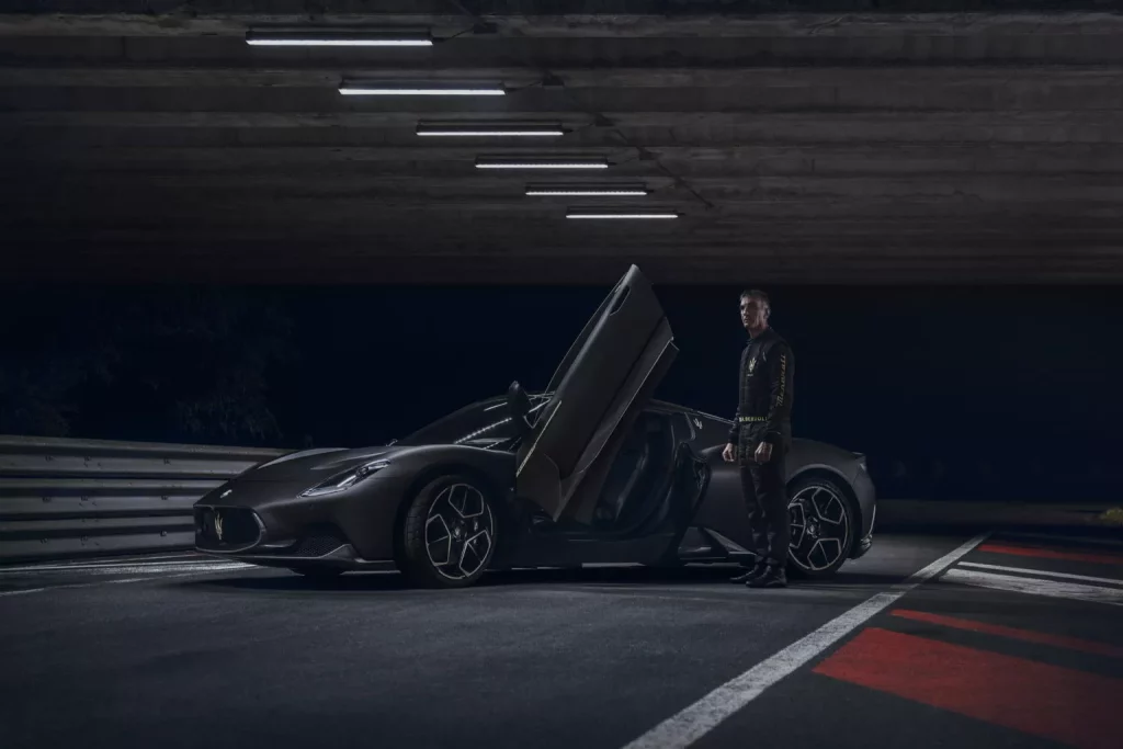 2023 Maserati MC20 Notte 11 Motor16