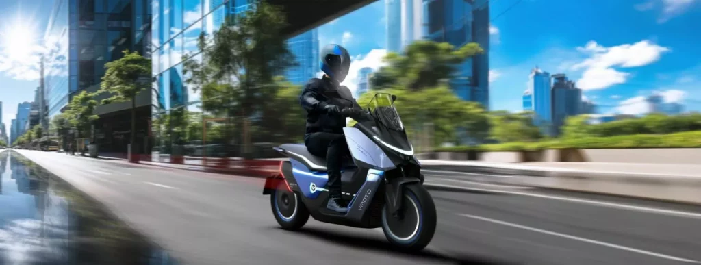 2023 Pininfarina Vmoto Scooter. Imagen movimiento. Motos.