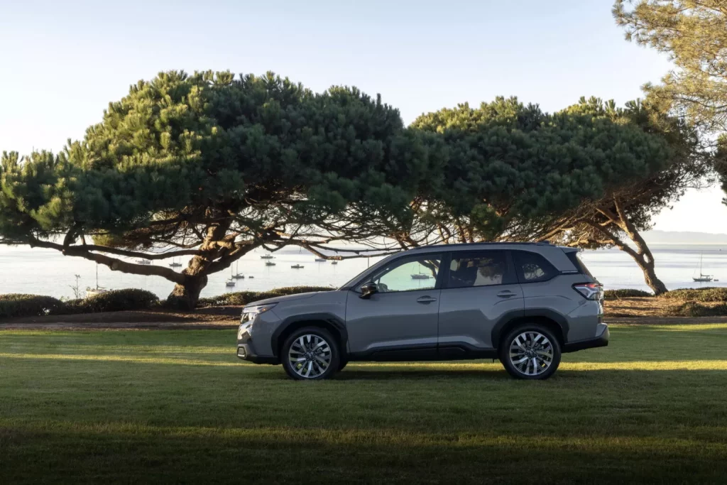 2023 Subaru Forester USA 22 Motor16