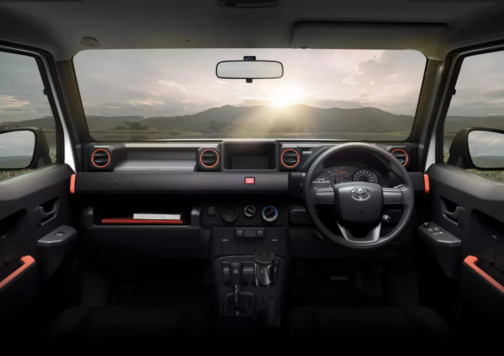 2023 Toyota Hilux Champ. Imagen interior.