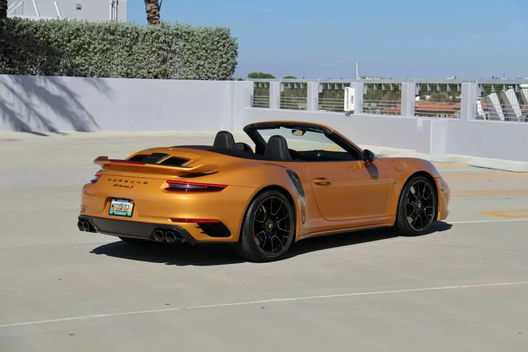 2017 Porsche 911 Turbo S Exclusive Series Fux. Imagen cabriolet.