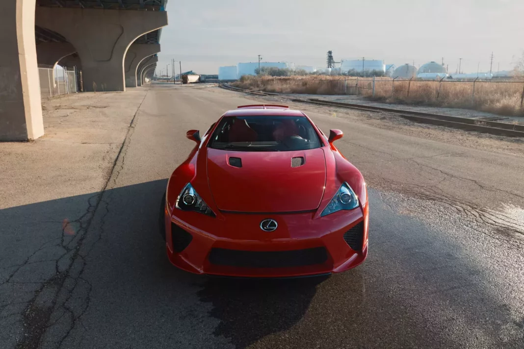 2023 Lexus LFA Mecum. Imagen portada.