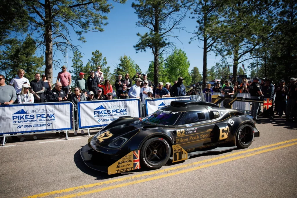 2023 Radford Type 62-2 Pikes Peak. Imagen.