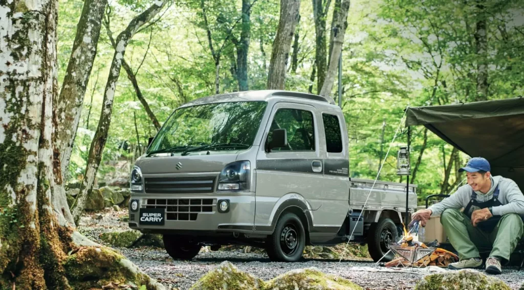 2023 Suzuki Super Carry X Limited. Imagen exterior.