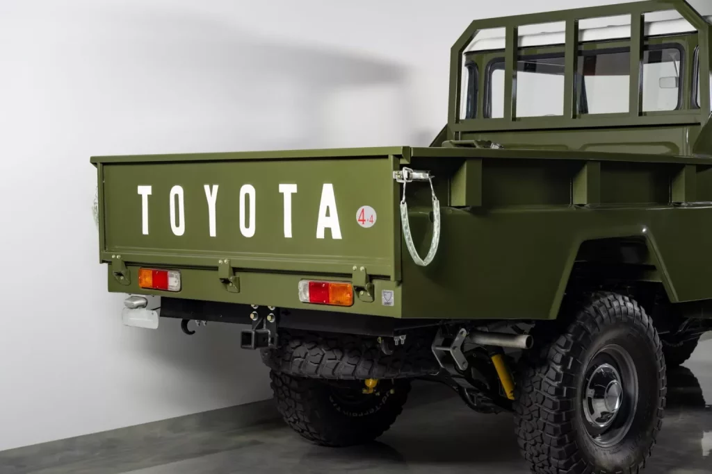 1983 Toyota FJ45 Land Cruiser 5 1536x1024 1 Motor16