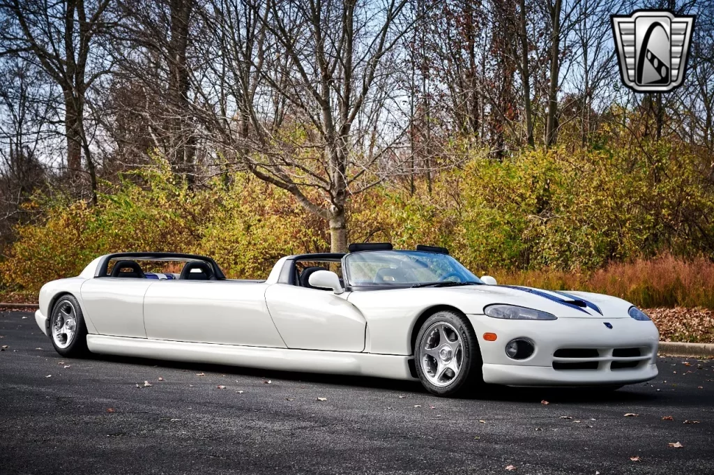 1996 Dodge Viper Limusina 10 Motor16