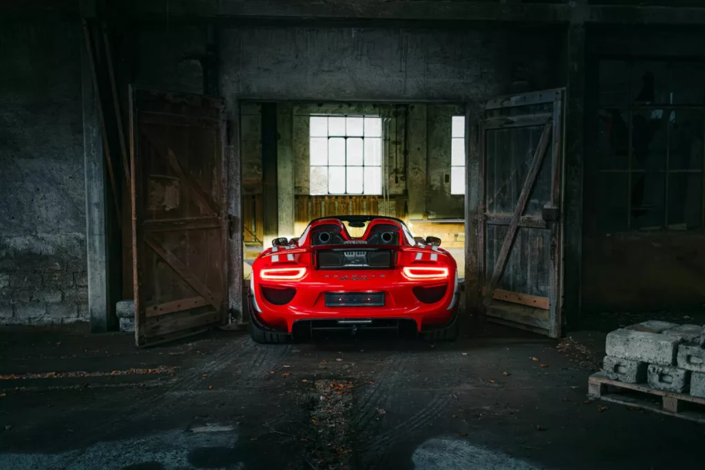 2014 Porsche 918 Spyder Psicodelic RM Sothebys 14 Motor16