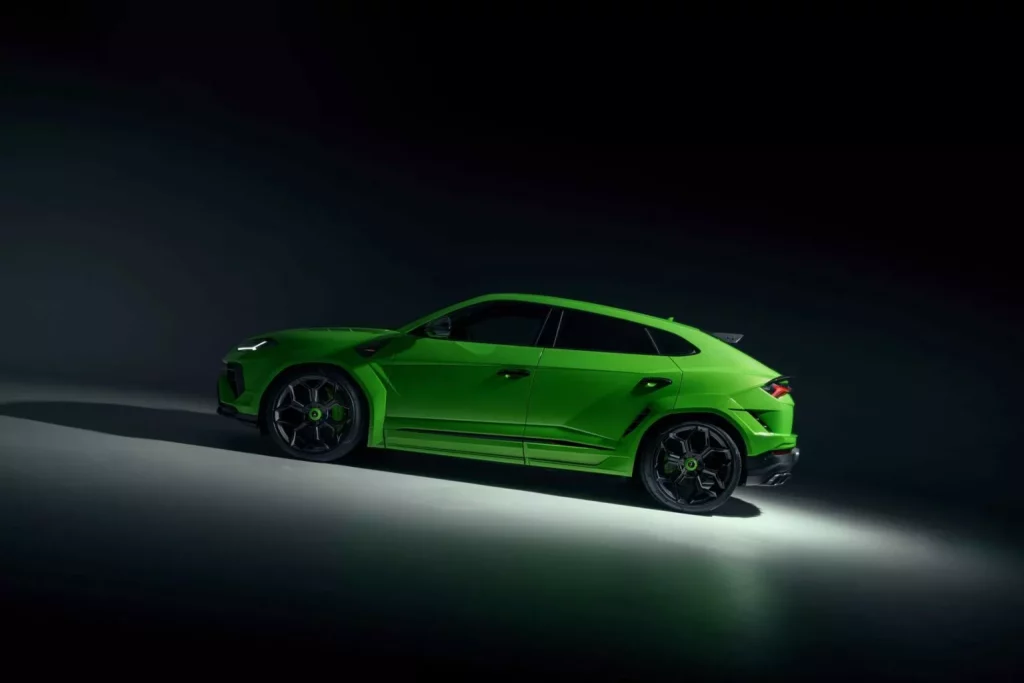 2024 Novitec Lamborghini Urus S Esteso 4 Motor16