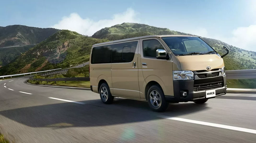 2024 Toyota HiAce. Imagen portada.